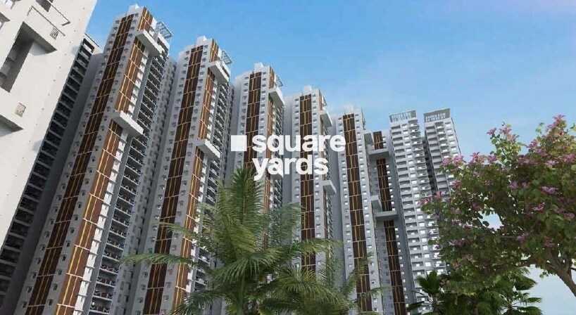 Iconica Capitol and The Crown Tower View