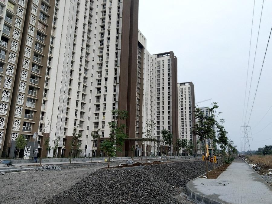 Lodha Upper Thane Meadows review image