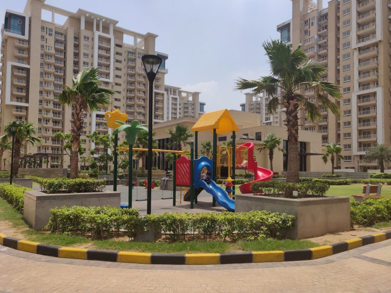 Emaar Palm Gardens review image