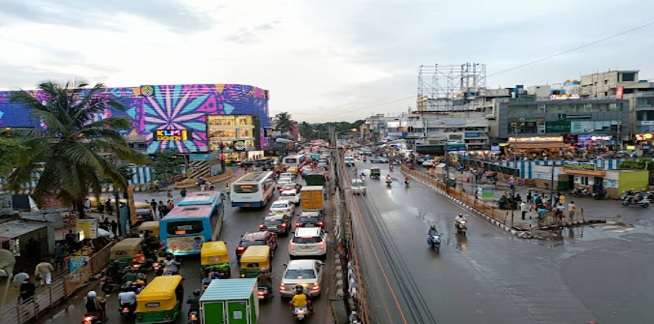 Marathahalli ORR Traffic Jam - Fottams!