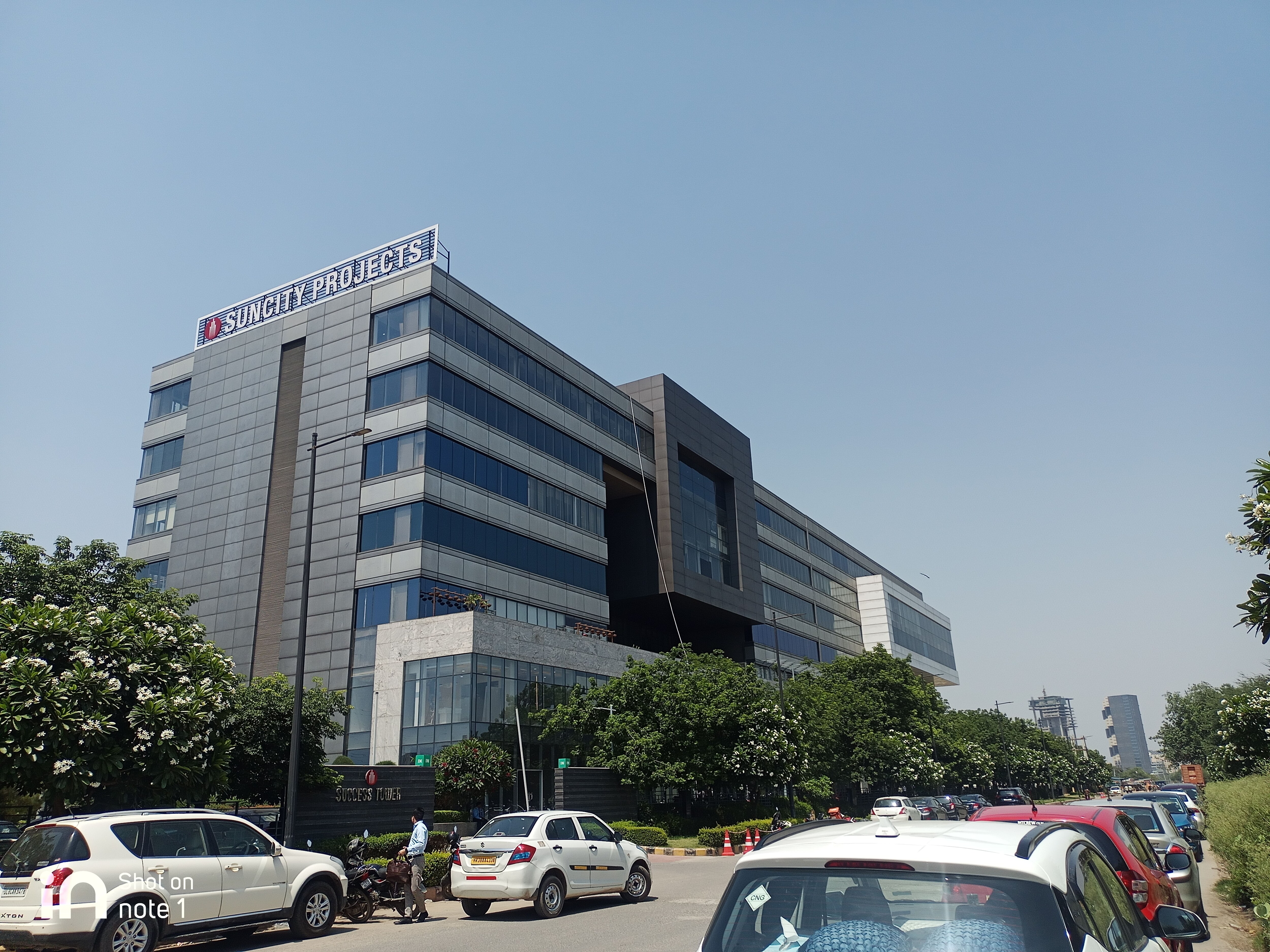 Suncity Success Tower review image