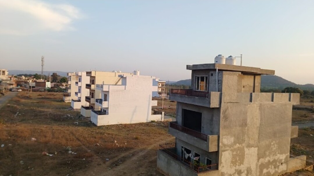 Pinjore review image