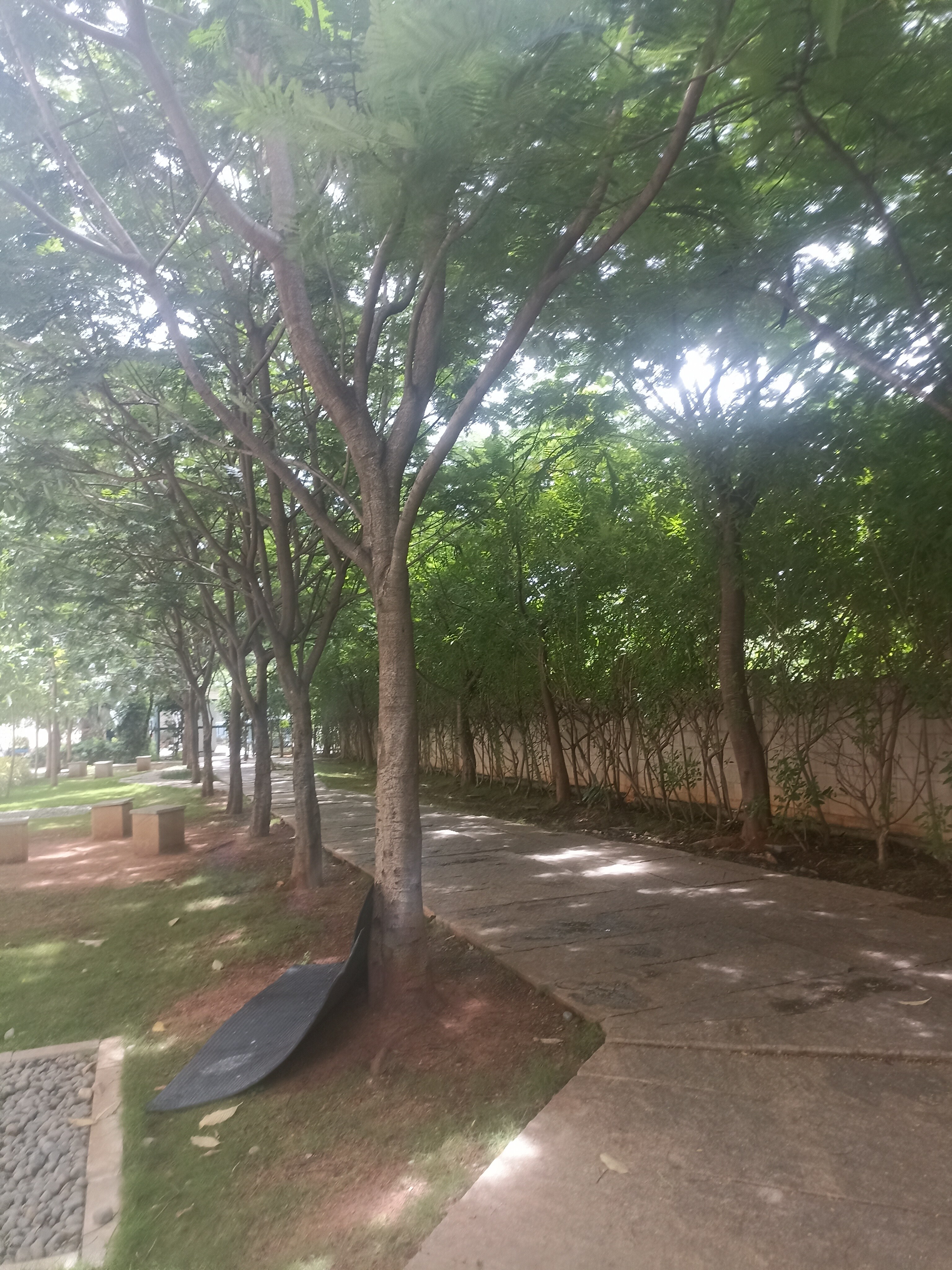 Hiranandani Glen Gate review image