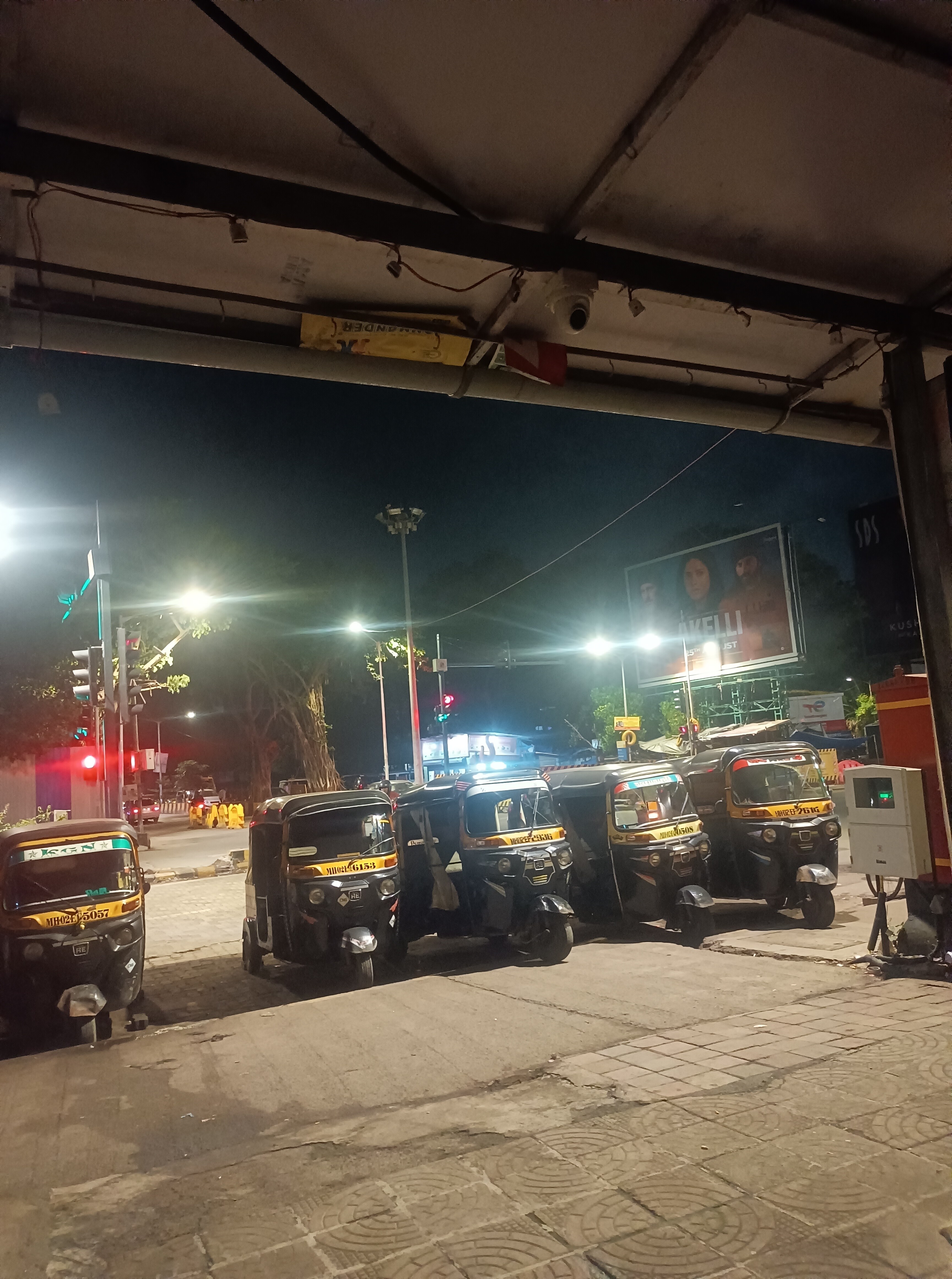 Juhu review image