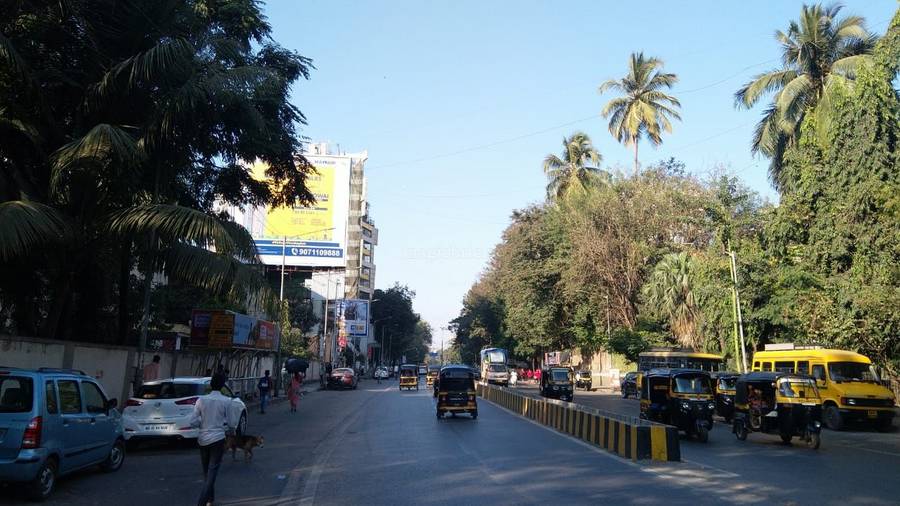 Vile Parle West review image