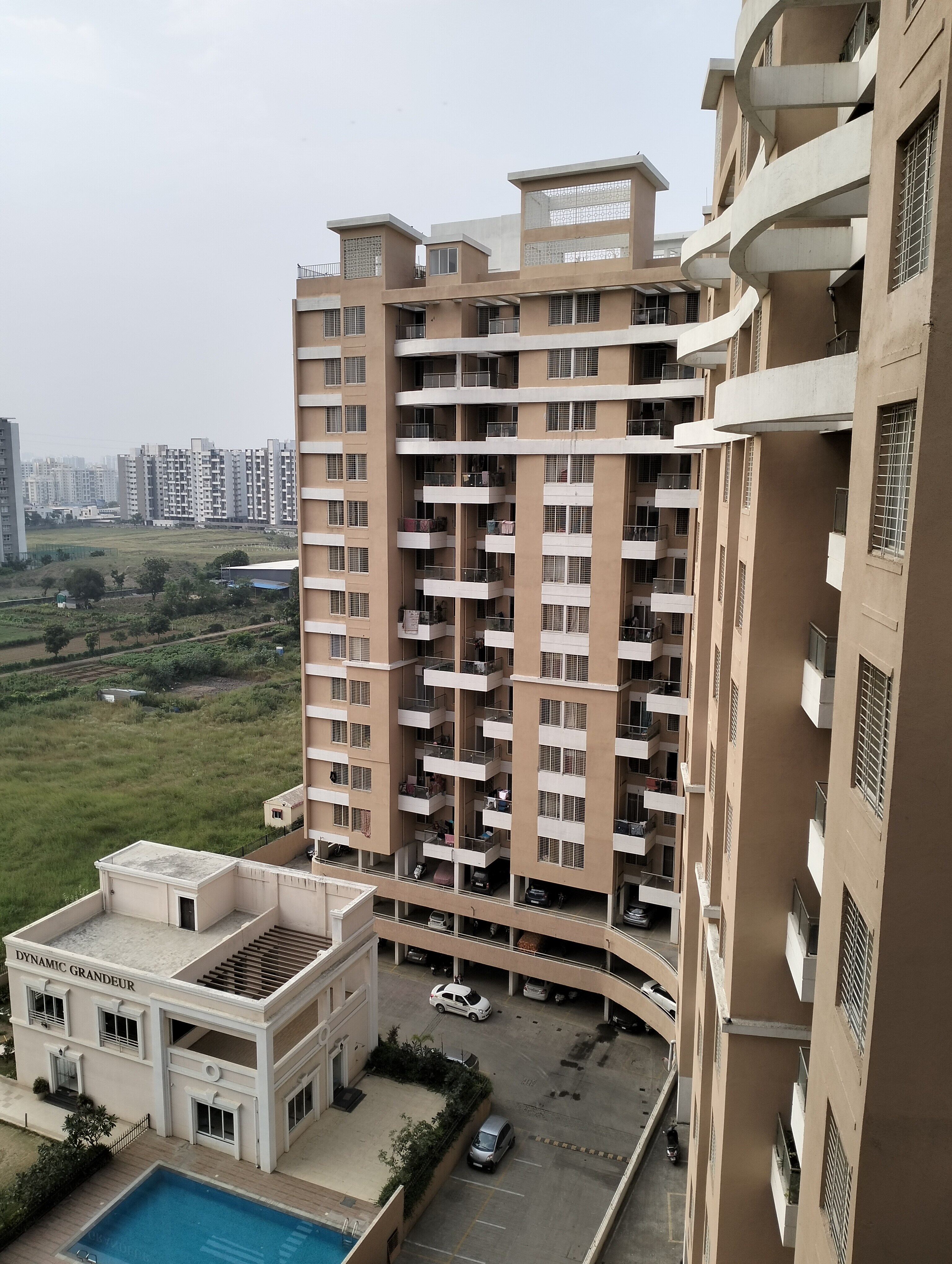 Dynamic Grandeur review image