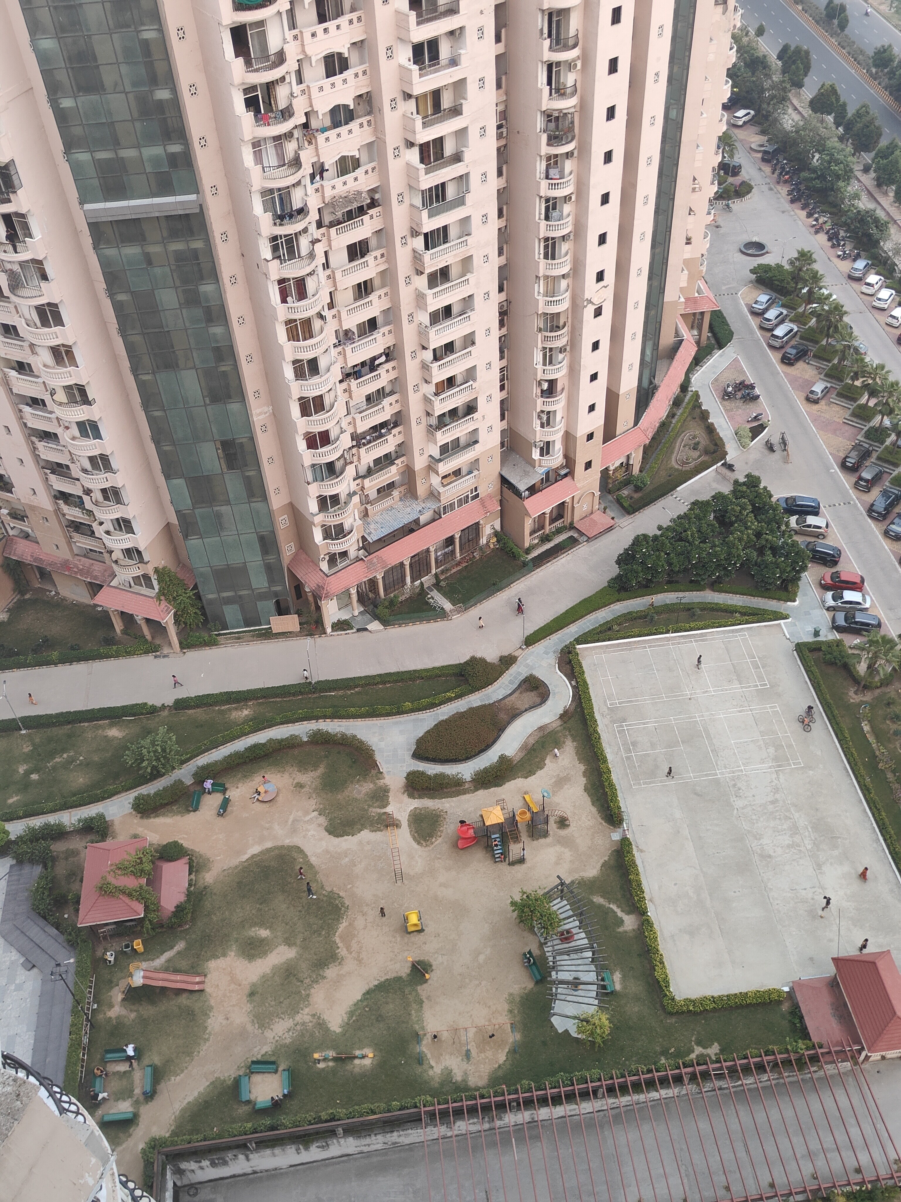 Amrapali Sapphire review image