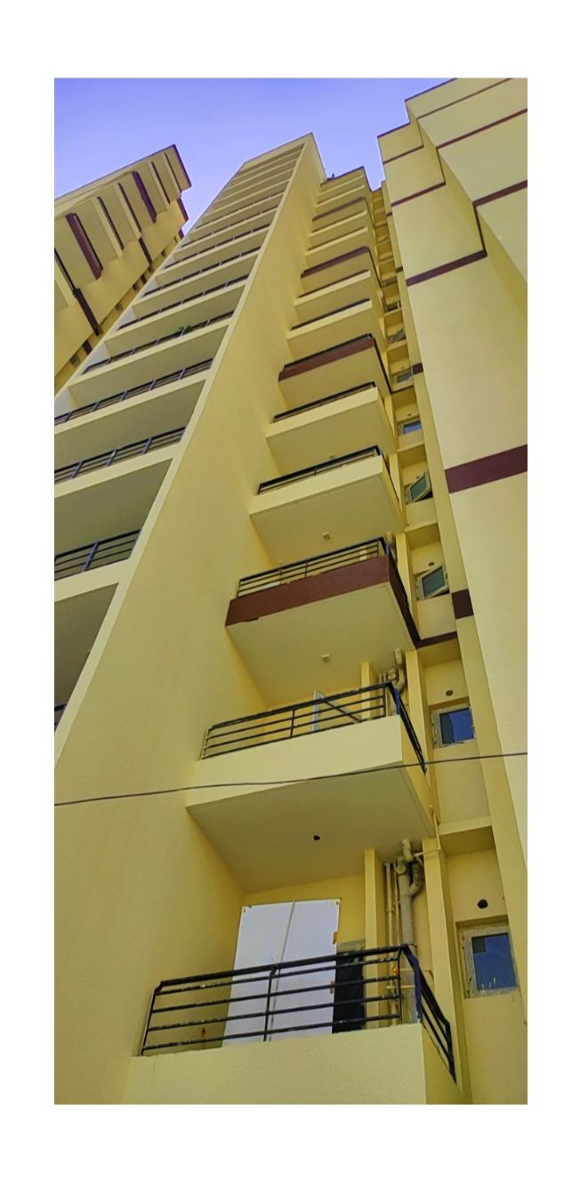Pardos Okas Enclave review image