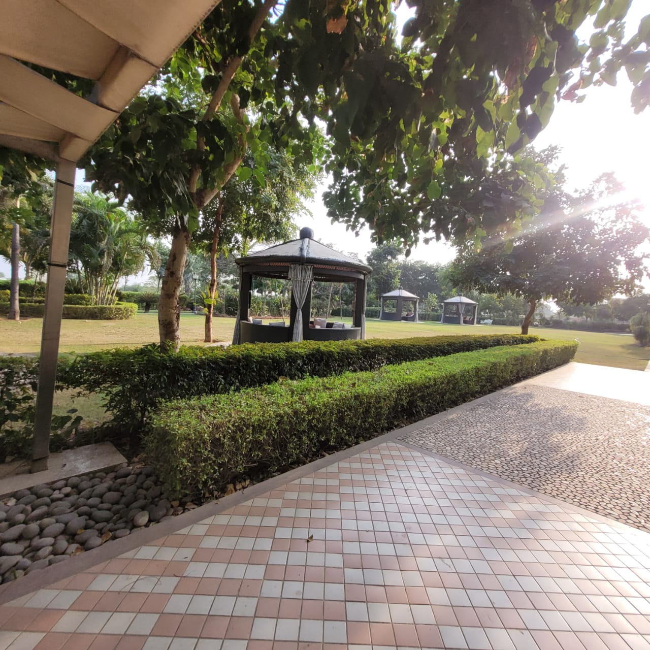 VRS Suntec City review image