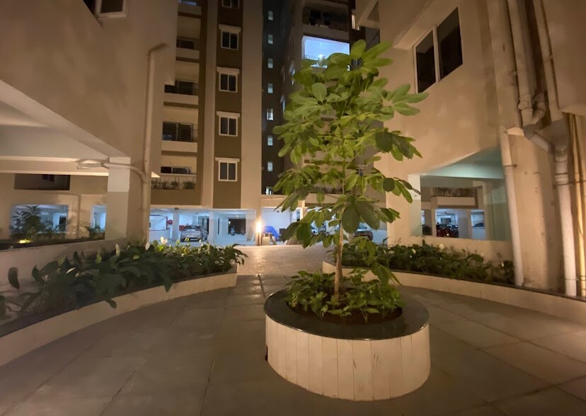 Vazhraa Vihhari review image