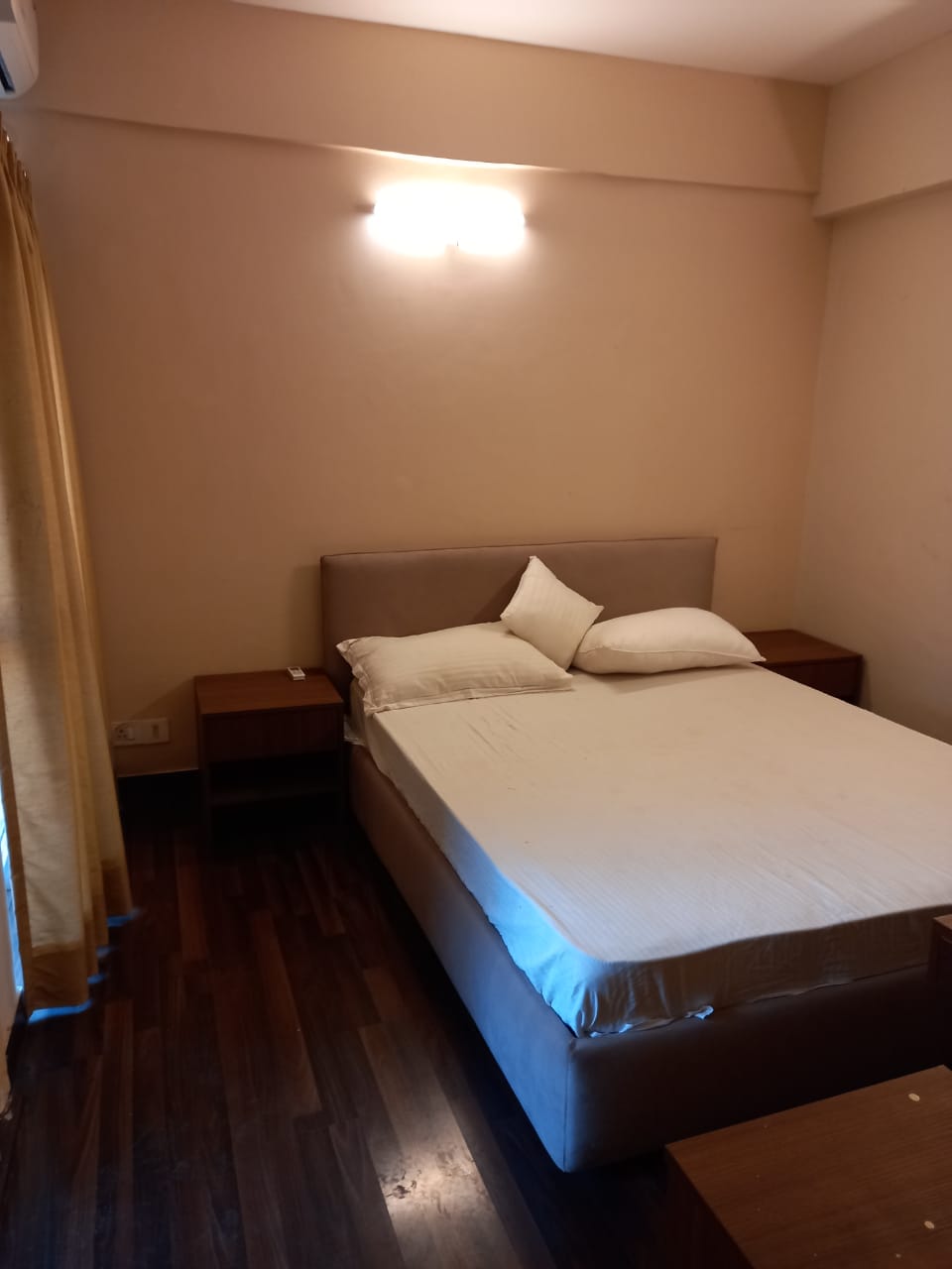 Paras Tierea review image