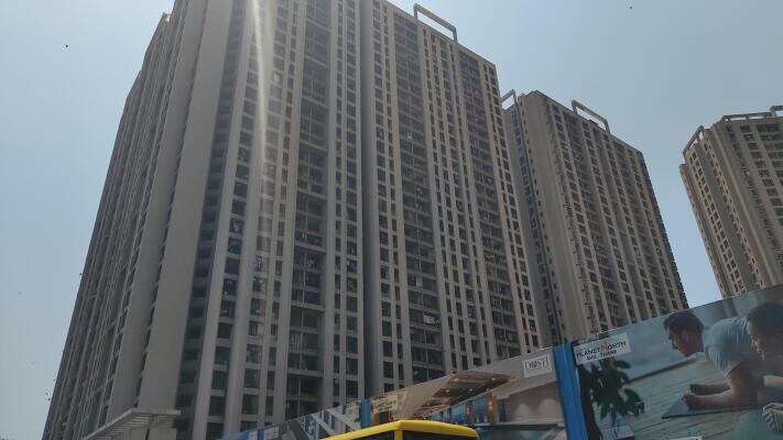 Dosti Planet North review image