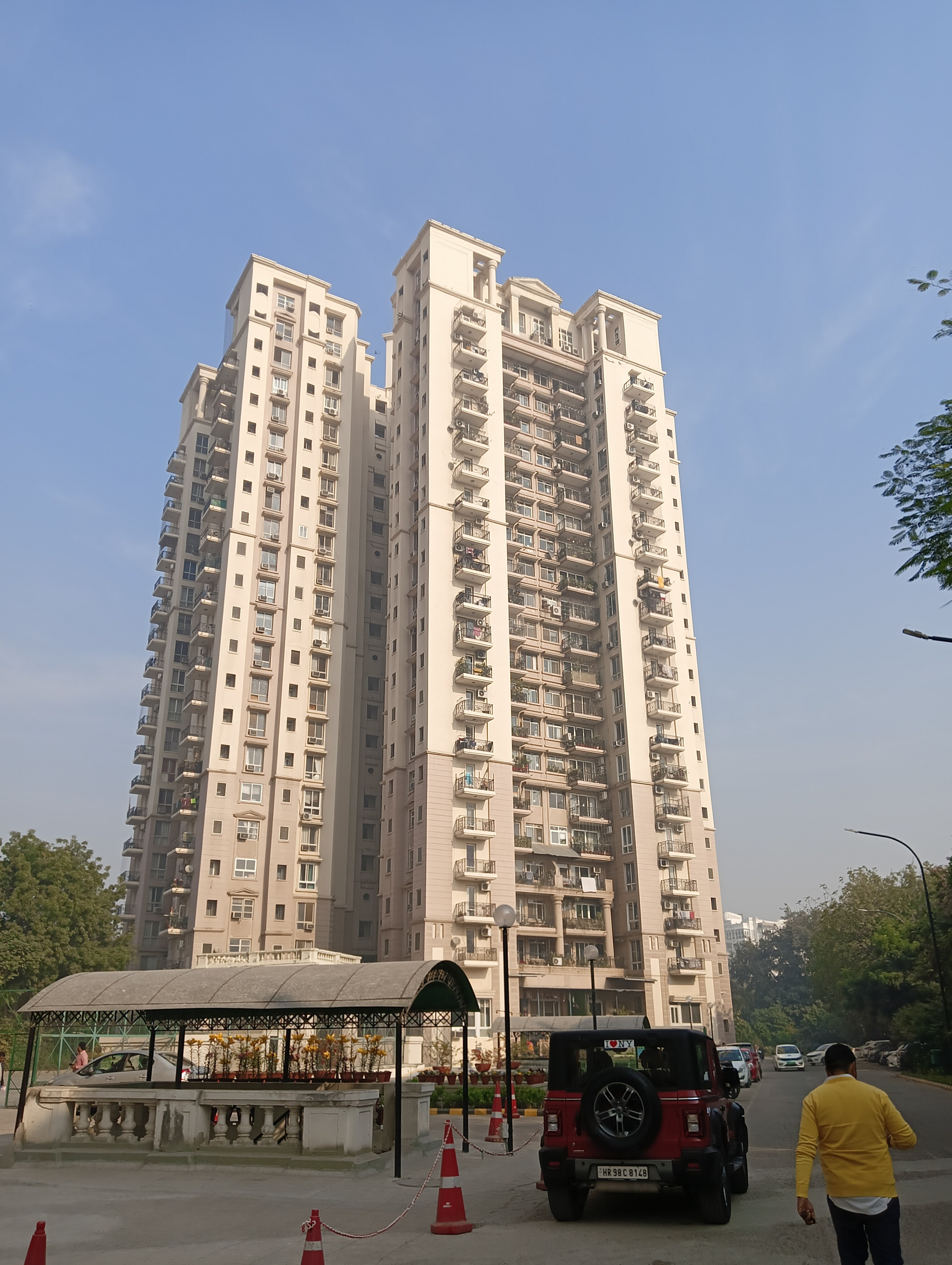 DLF Regency Park II review image