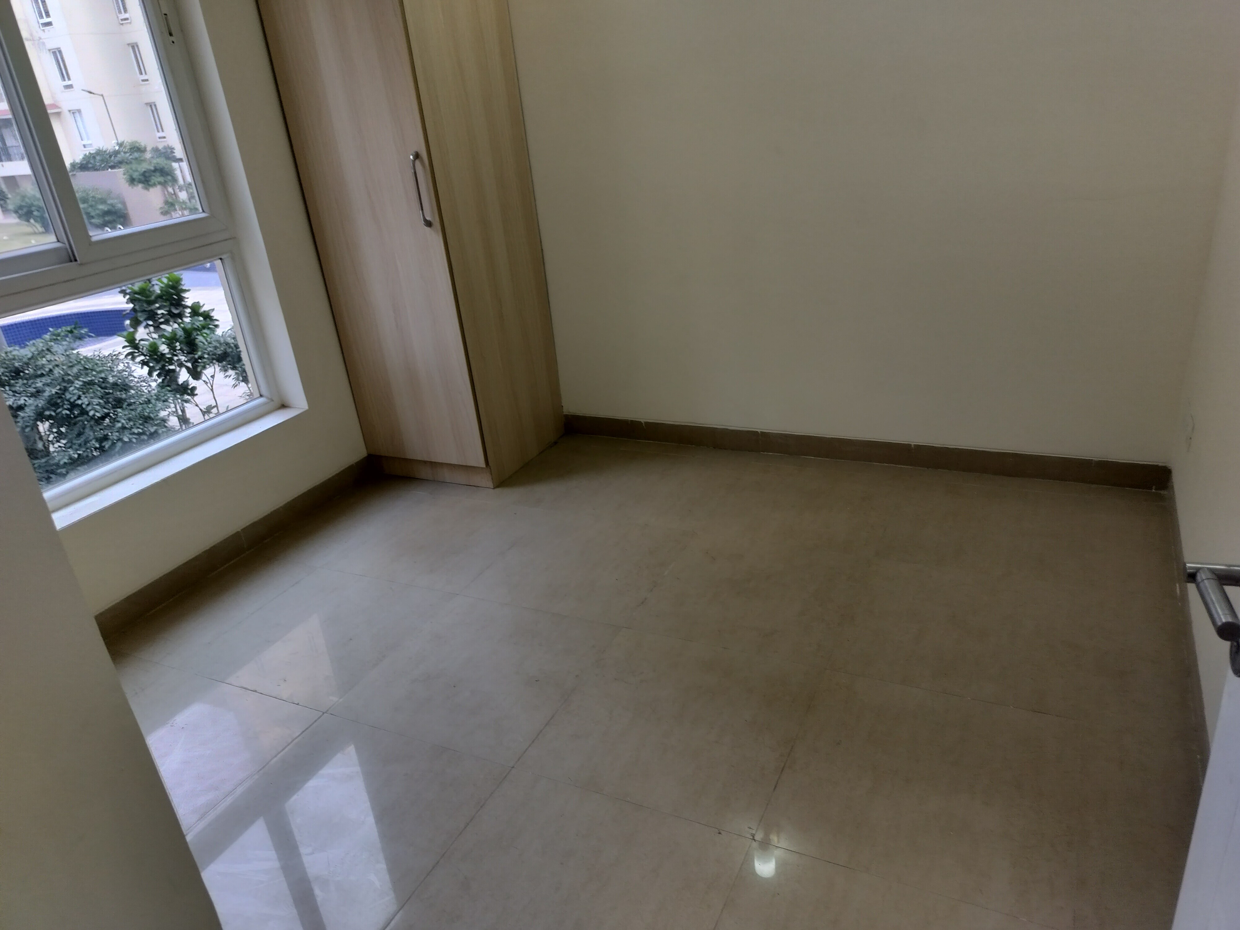 Emaar Emerald Estate review image