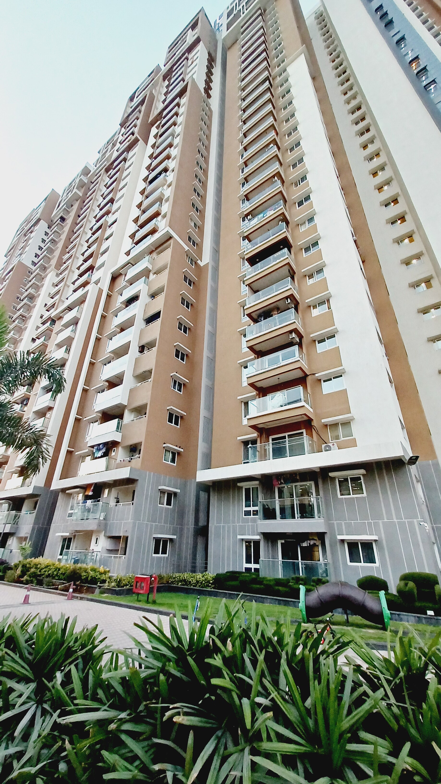 Sumadhura Acropolis review image