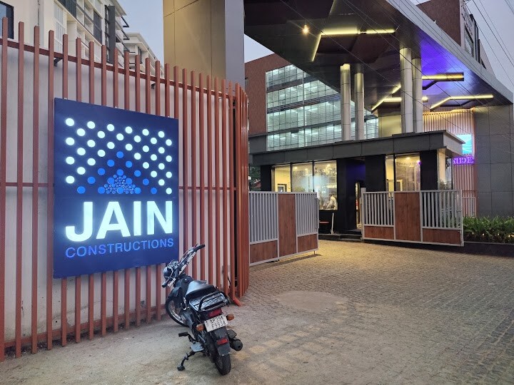 Jain Balaji Nilayam Casa Waterside review image