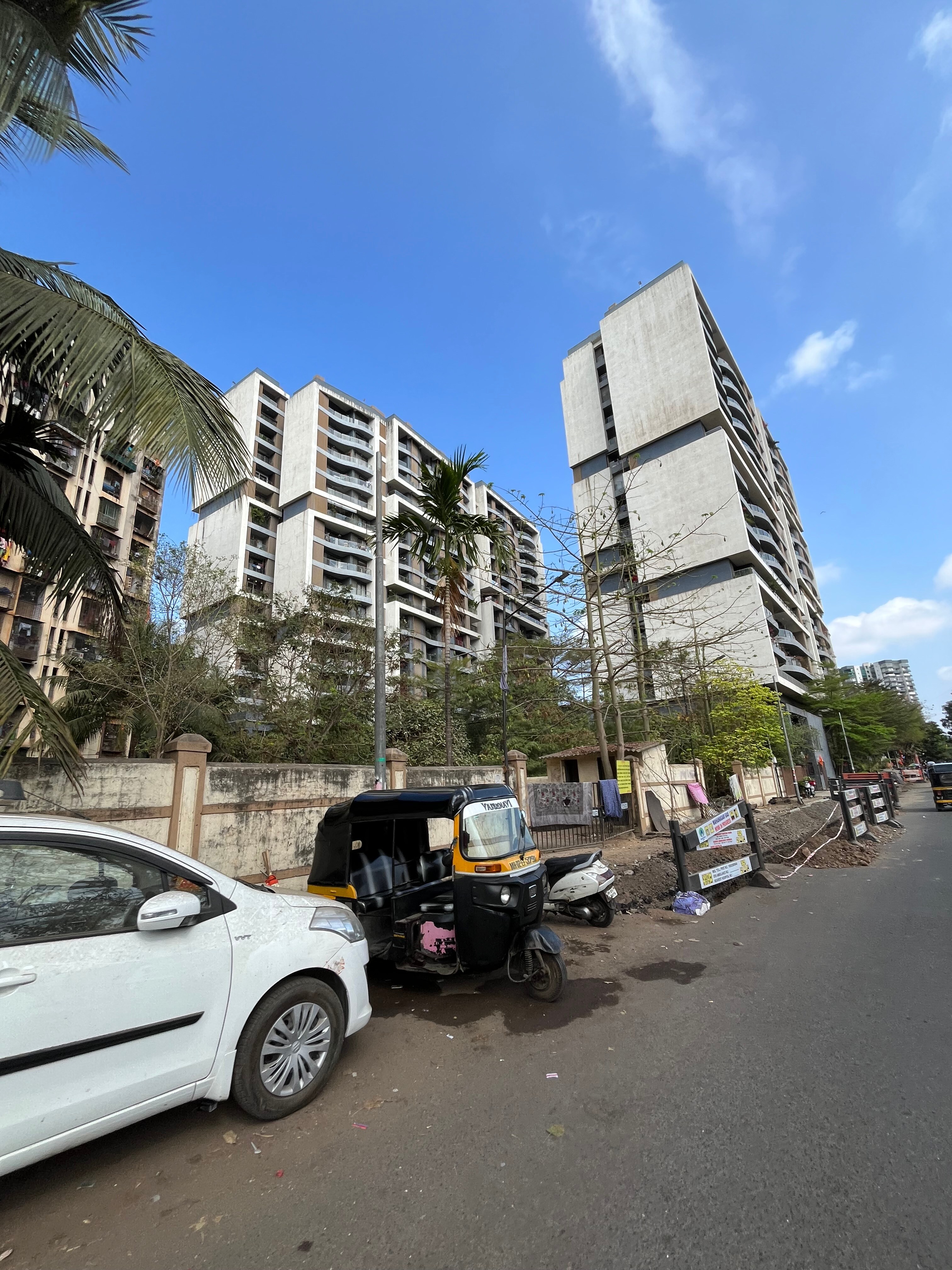 Rustomjee Elita review image