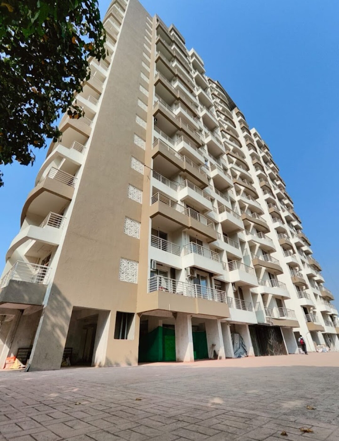 Siddhivinayak Royal Meadows review image