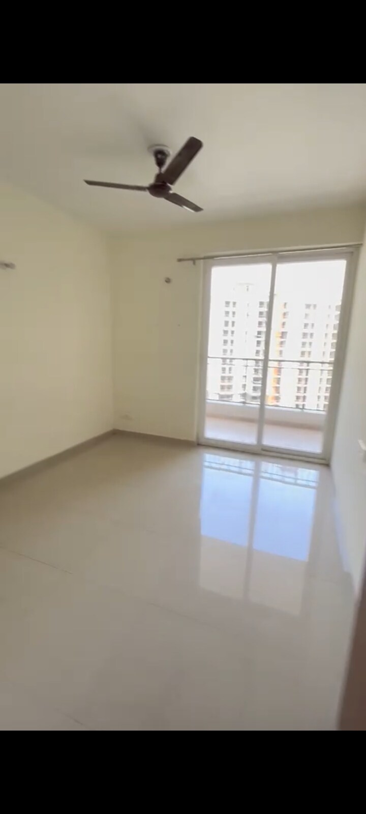 Omaxe New Chandigarh review image