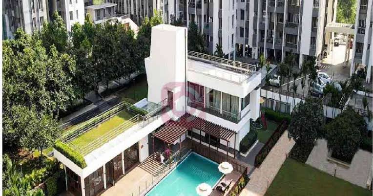 Little Earth Apartments review image