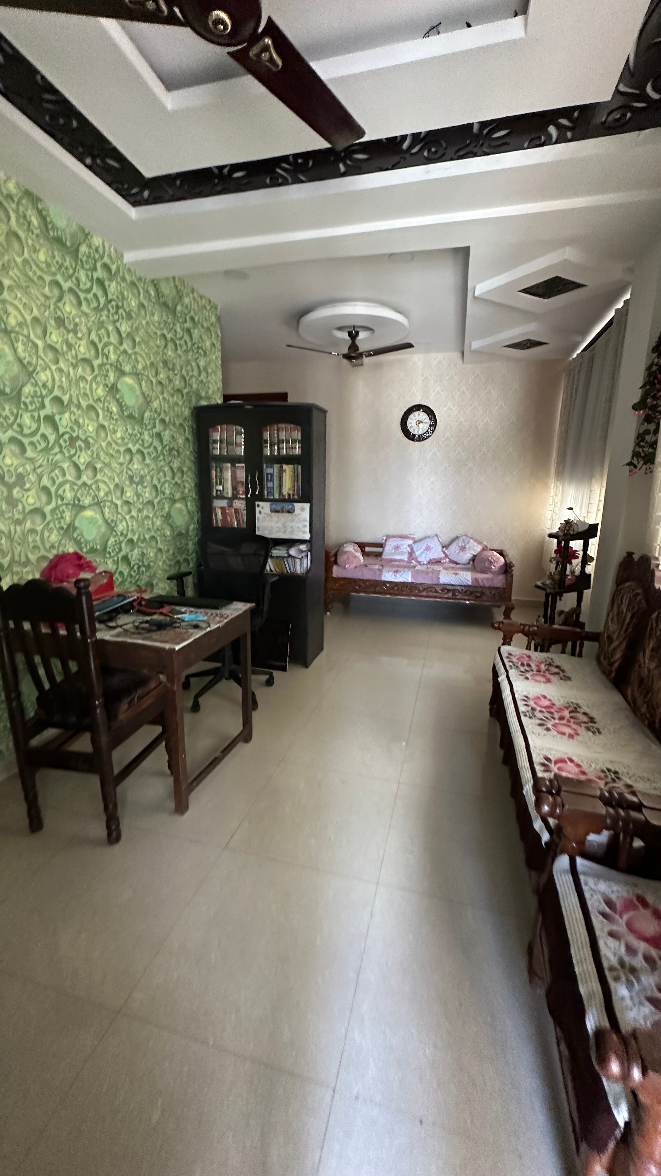 RRC Mahadev Towers review image