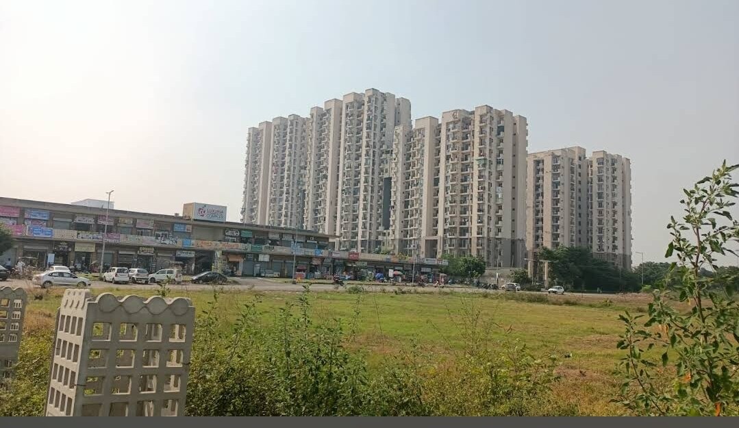 Aditya World City review image