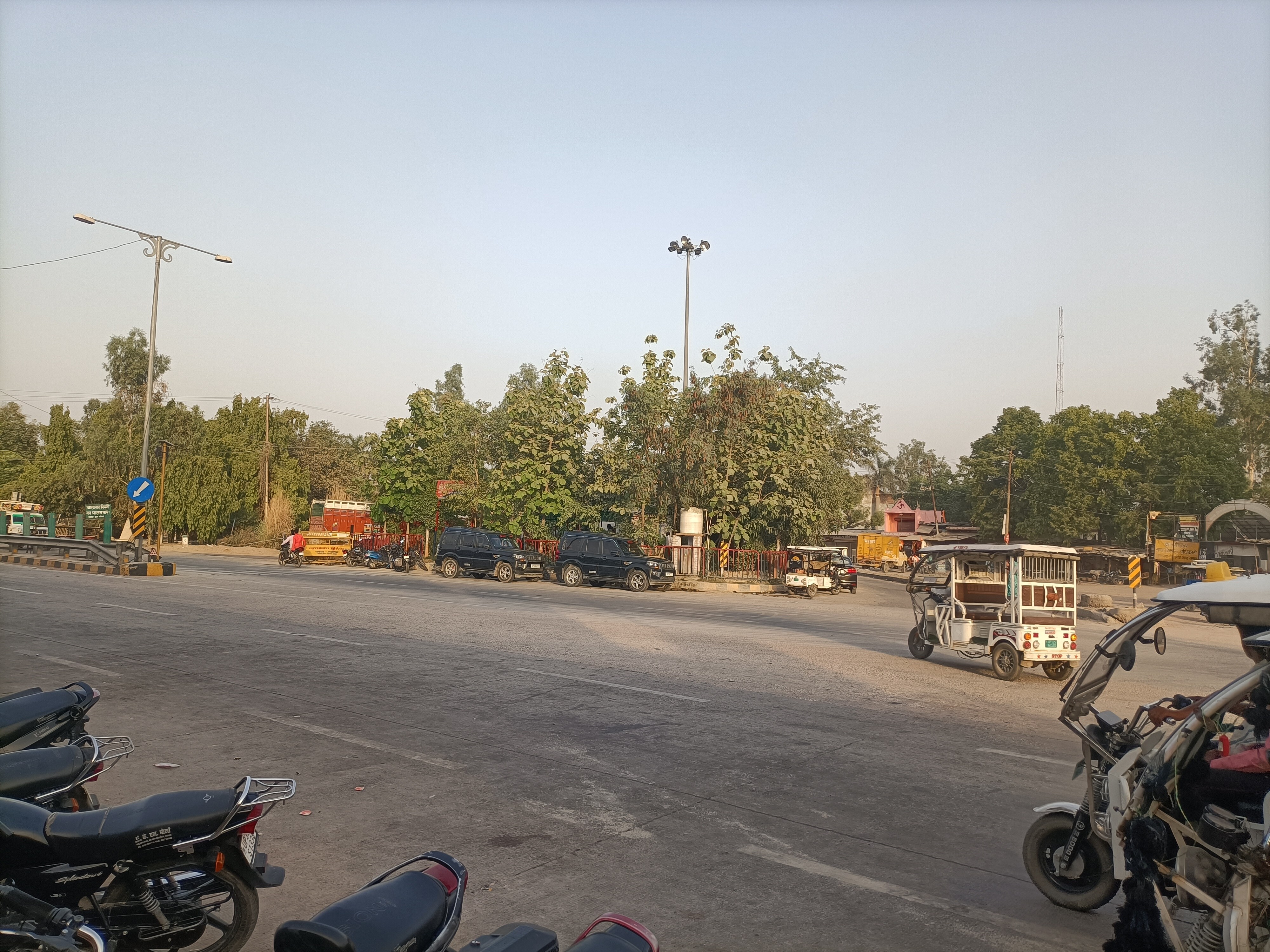Sultanpur Road review image
