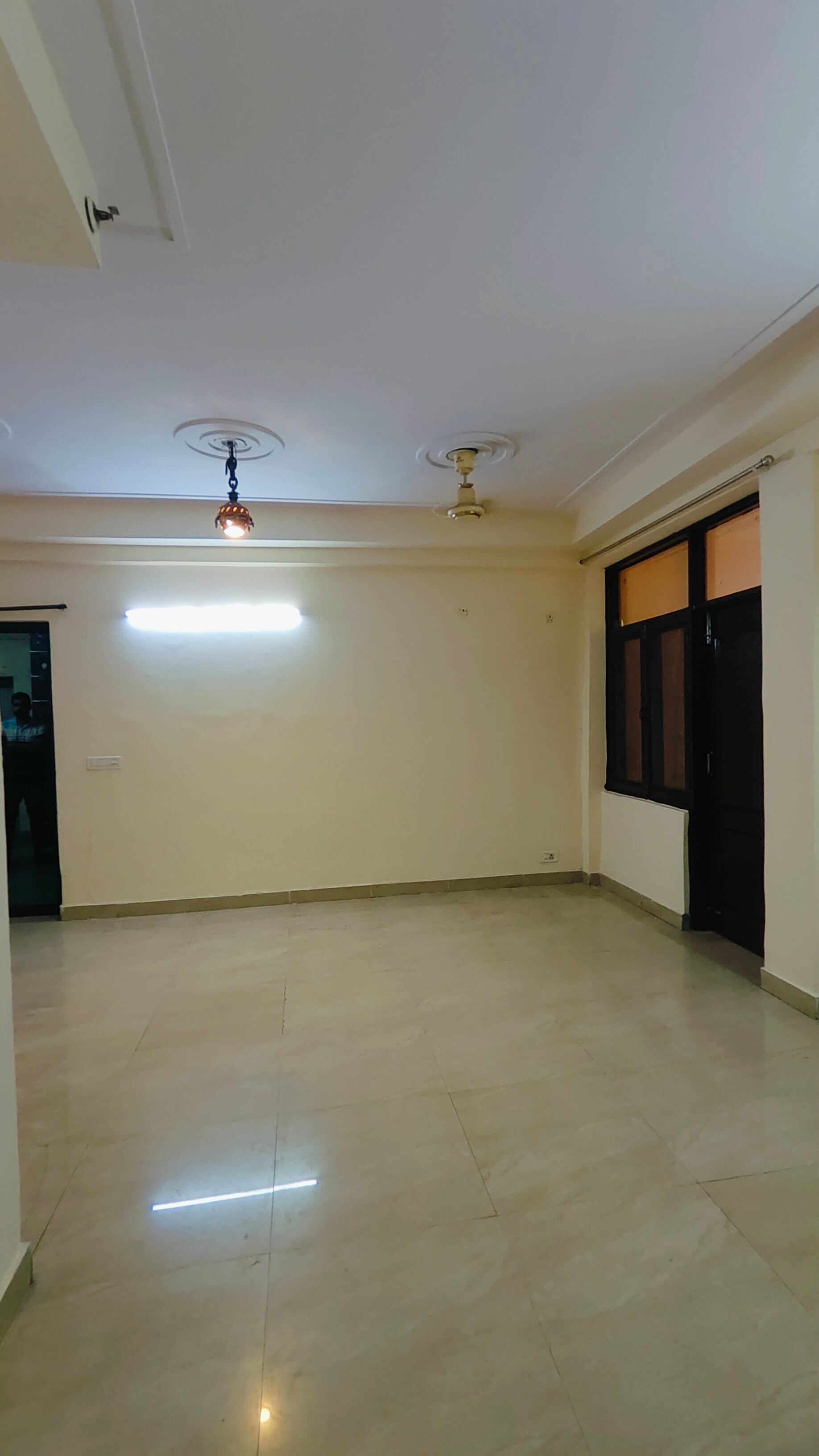 Amrapali Village II review image