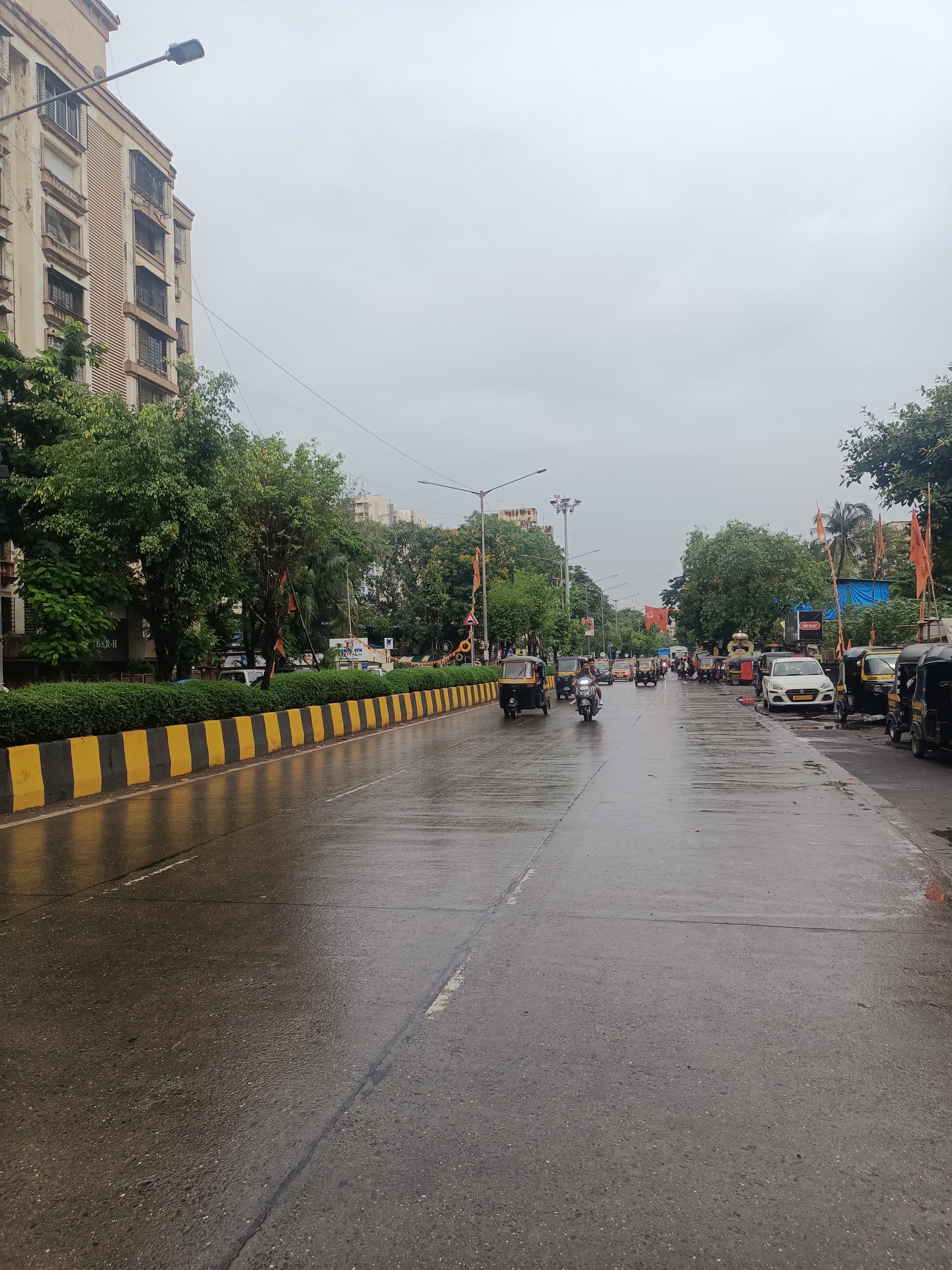 Juhu Versova Link Road review image