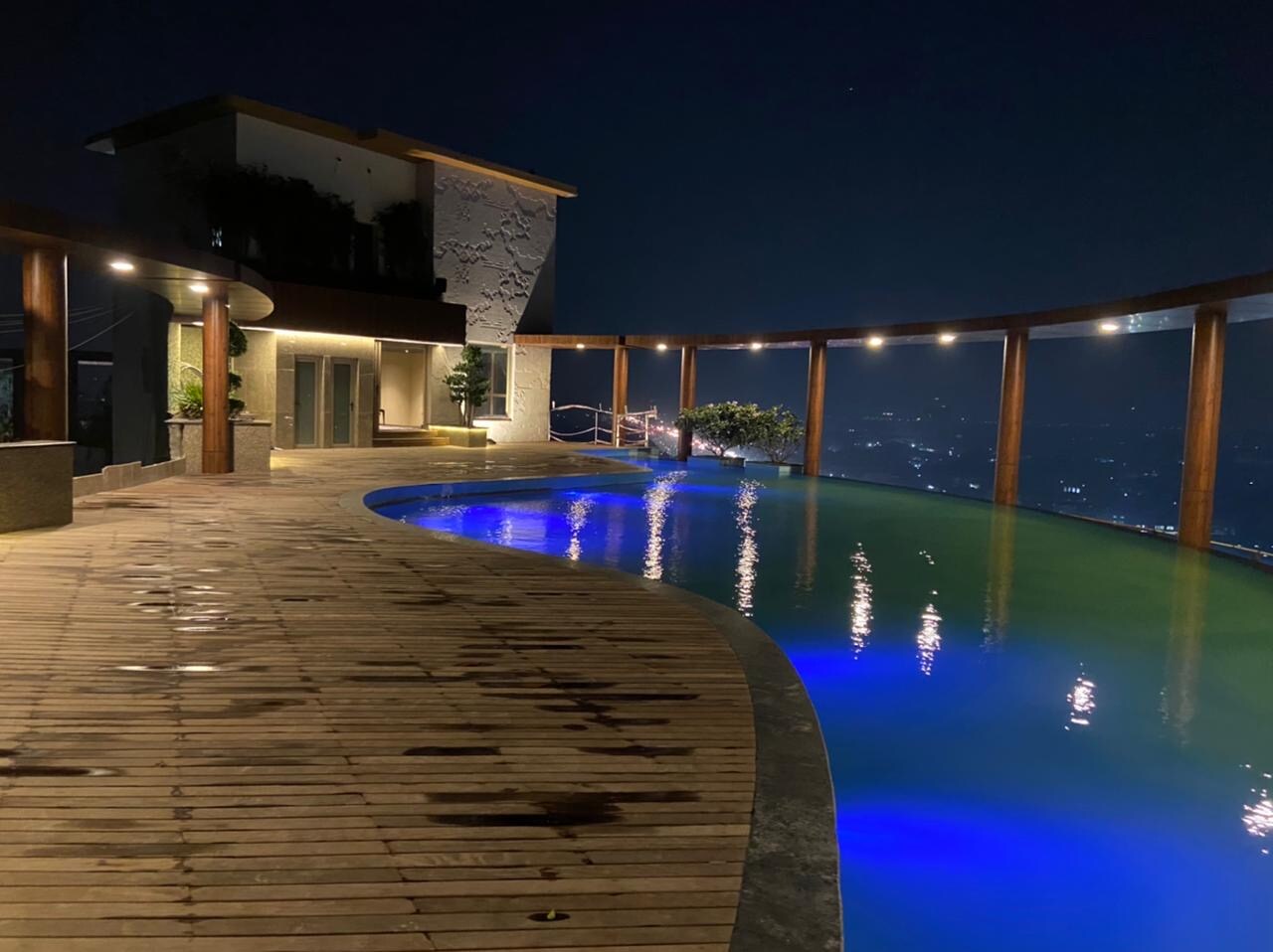 Rise Organic Homes review image