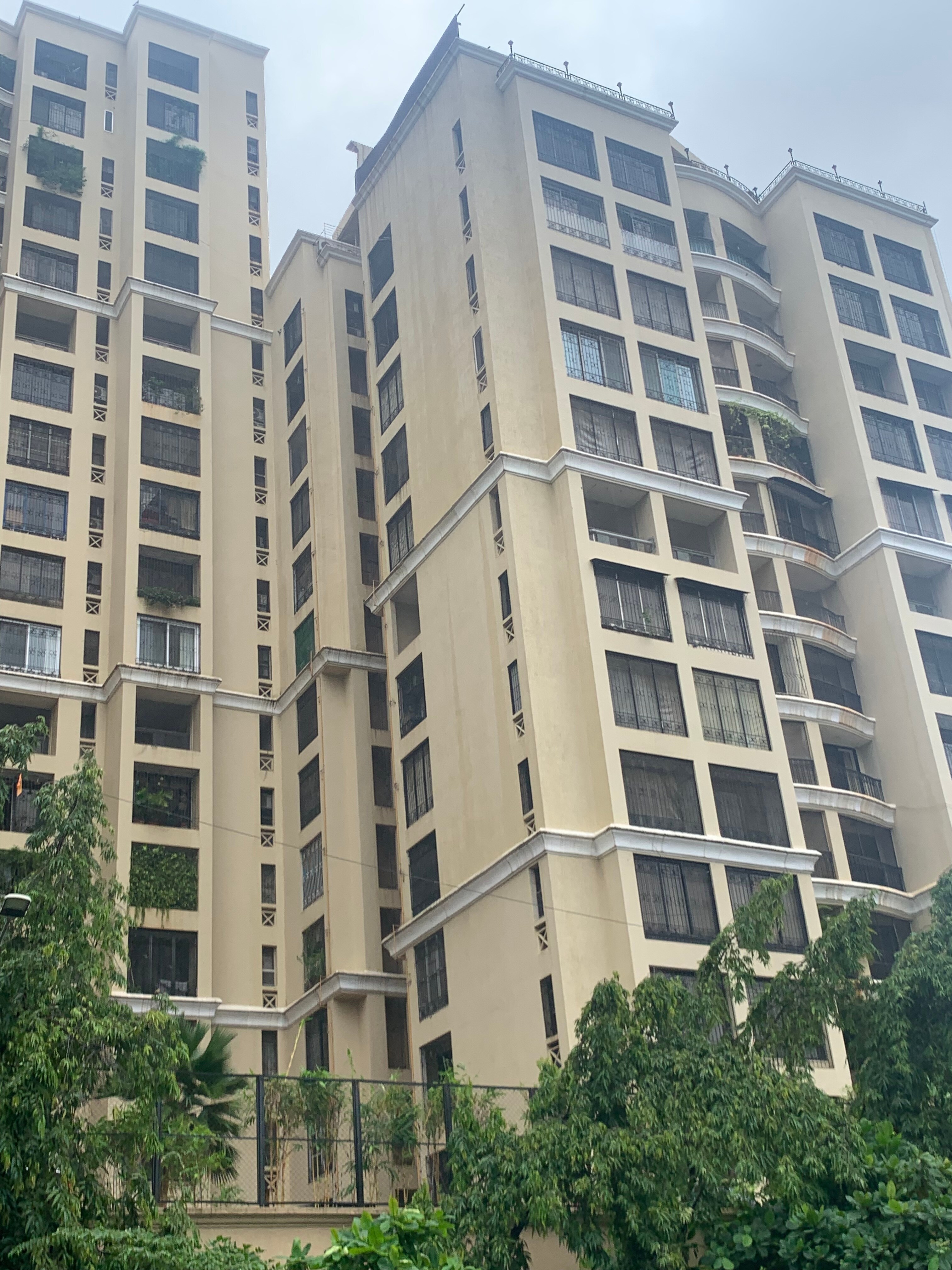 The Advantage Raheja Windermere review image
