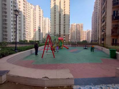 Gaur City 2 - 14th Avenue review image