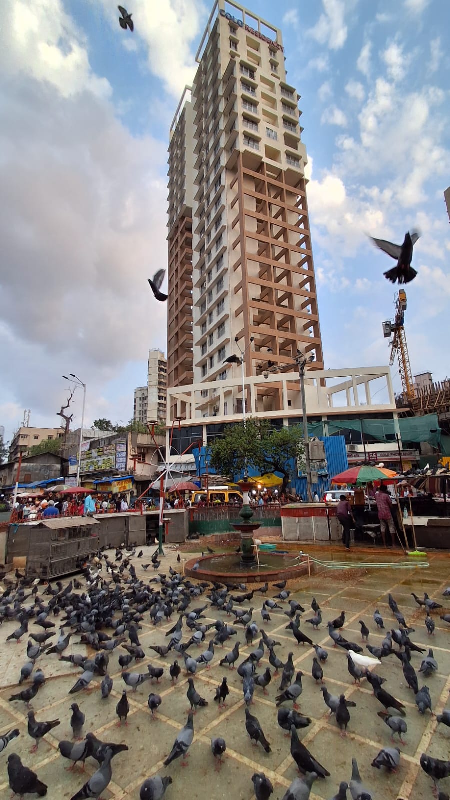 Dadar West review image
