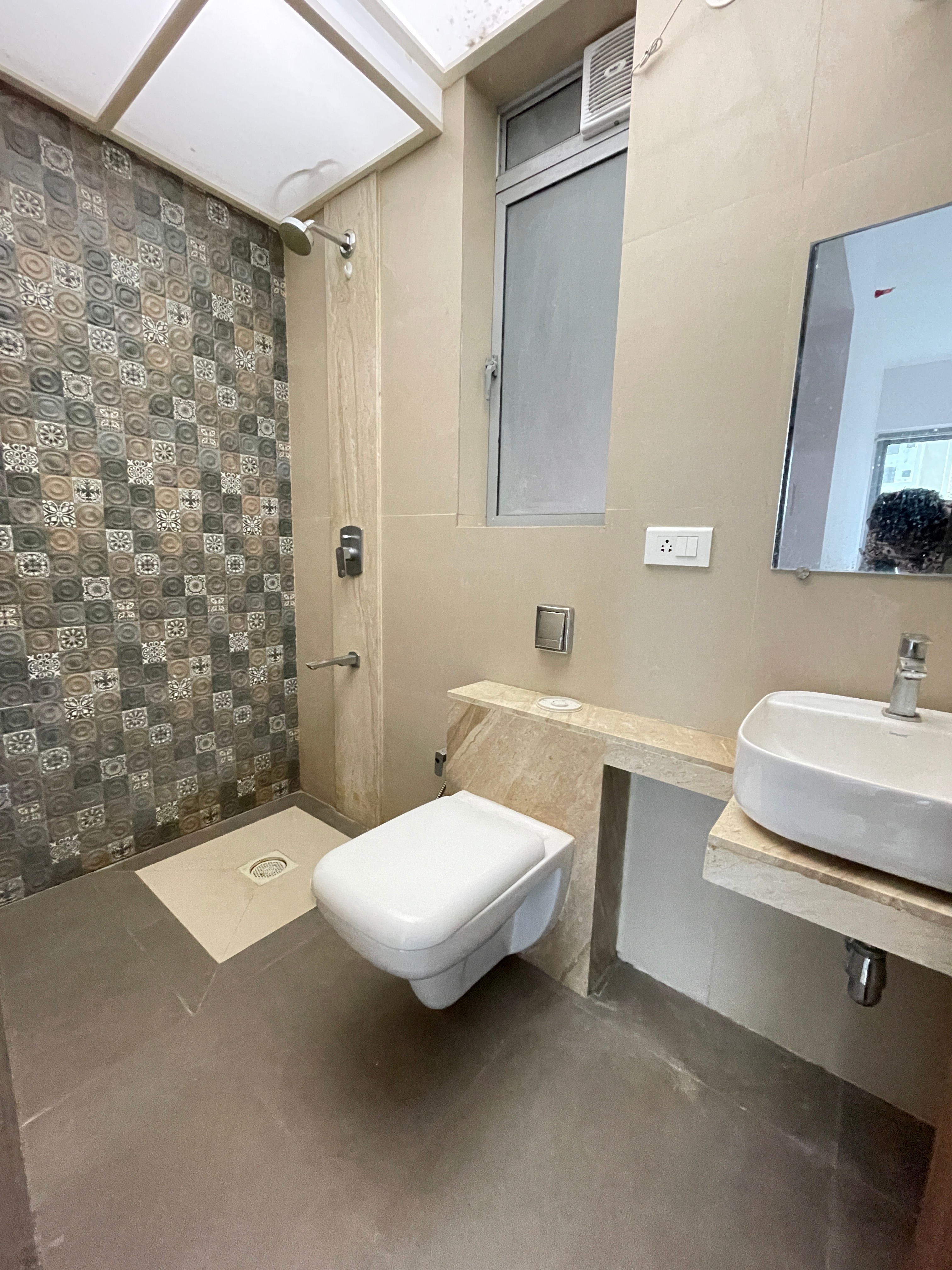 Rajesh White City review image