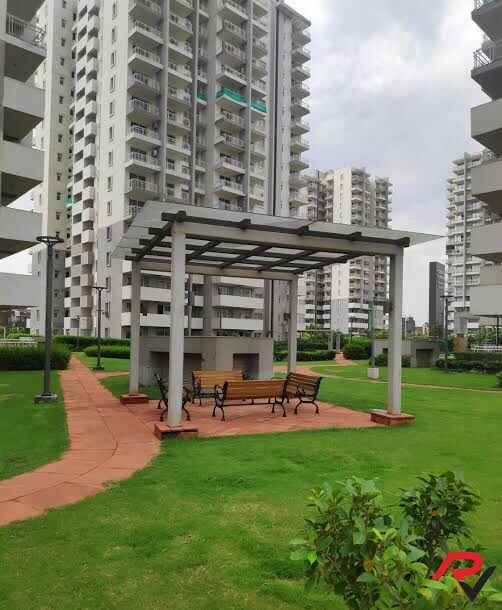 Godrej Summit review image