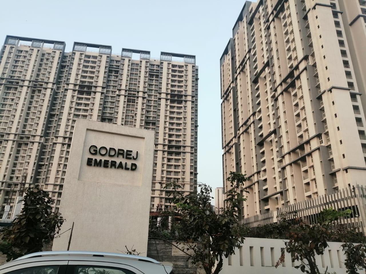 Godrej Emerald review image