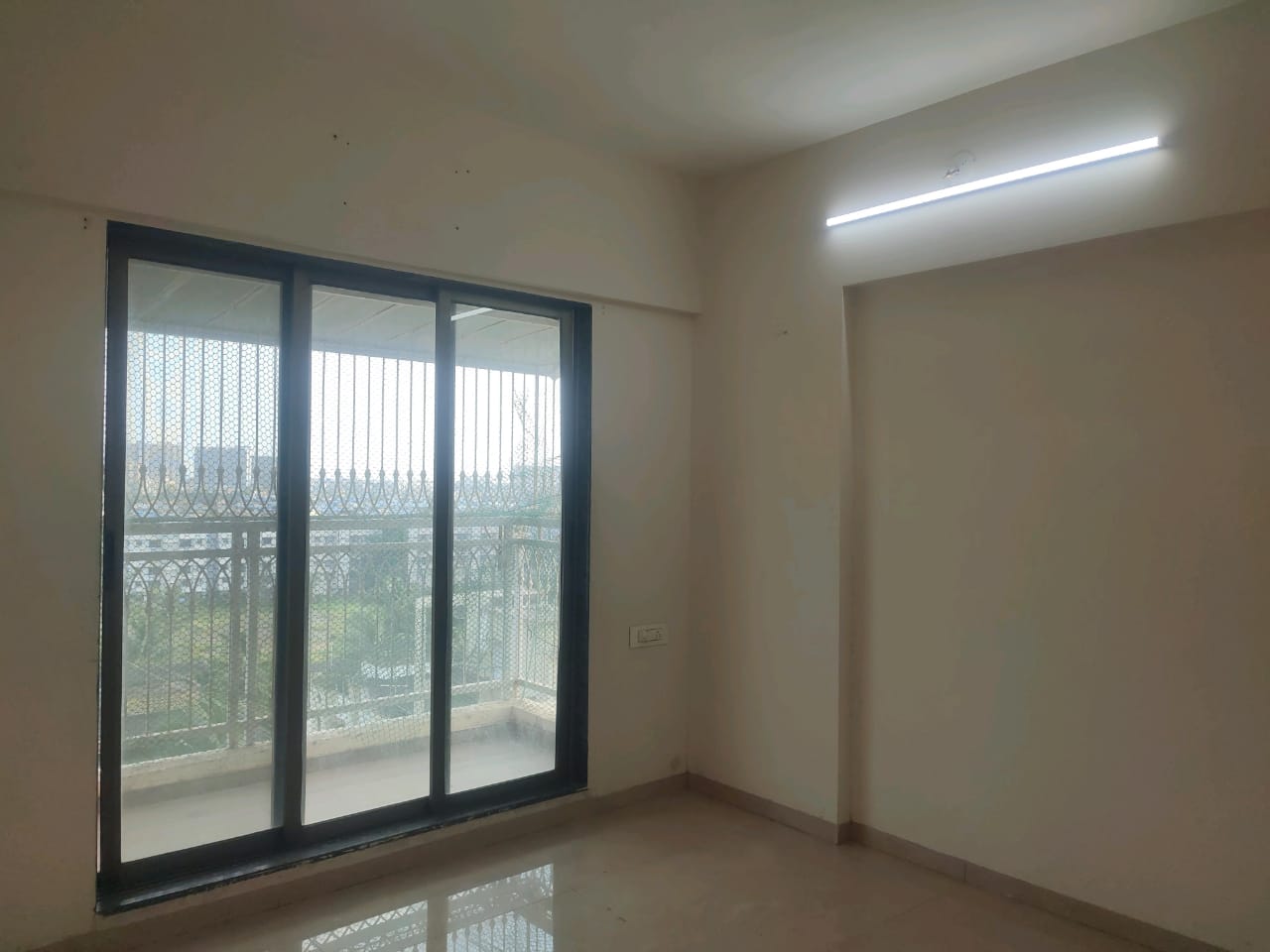 Viva Mahalaxmi Kingston Court review image