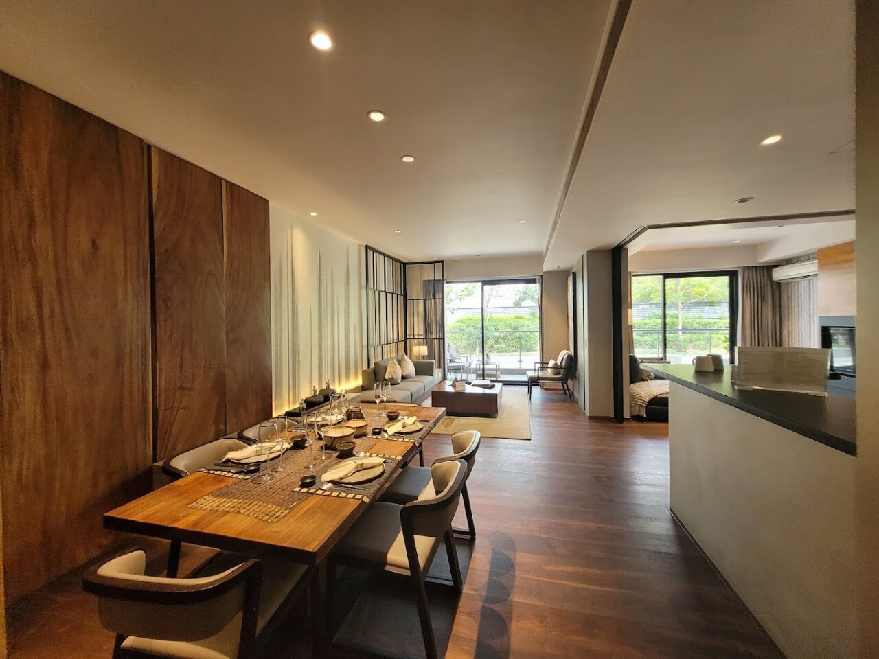 Krisumi Waterfall Residences review image