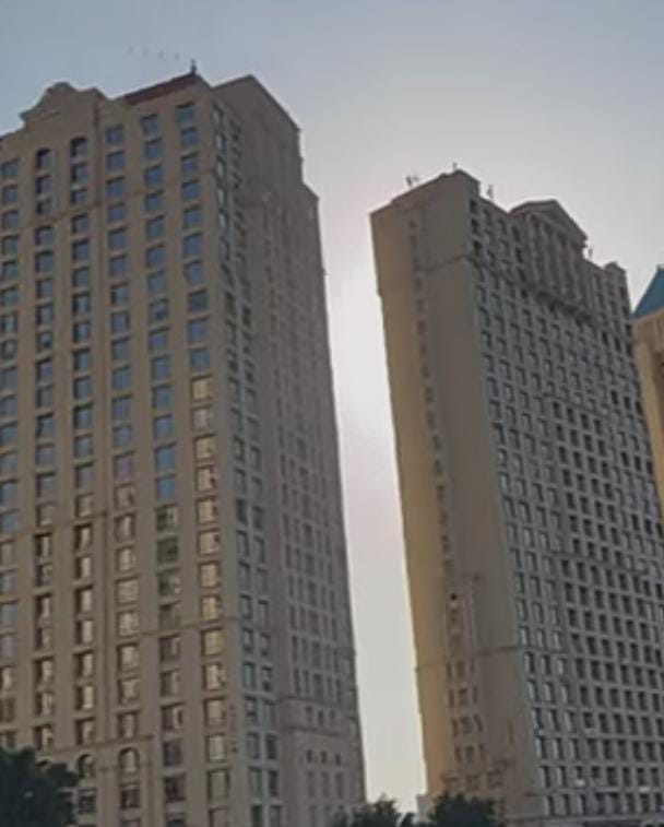 Hiranandani Estate review image