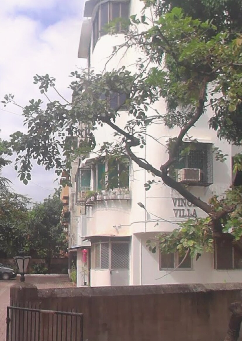 Vinod Villa Worli review image