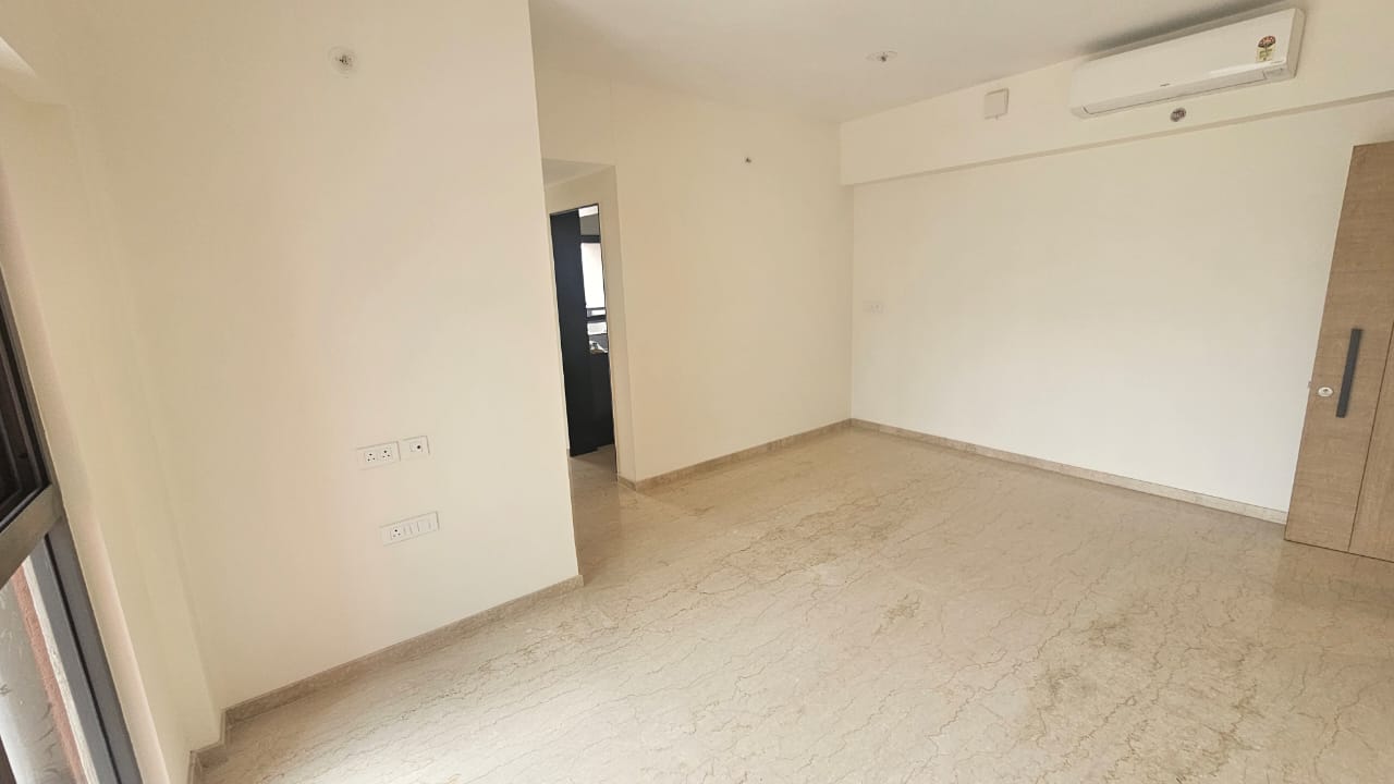 Lodha Vista review image