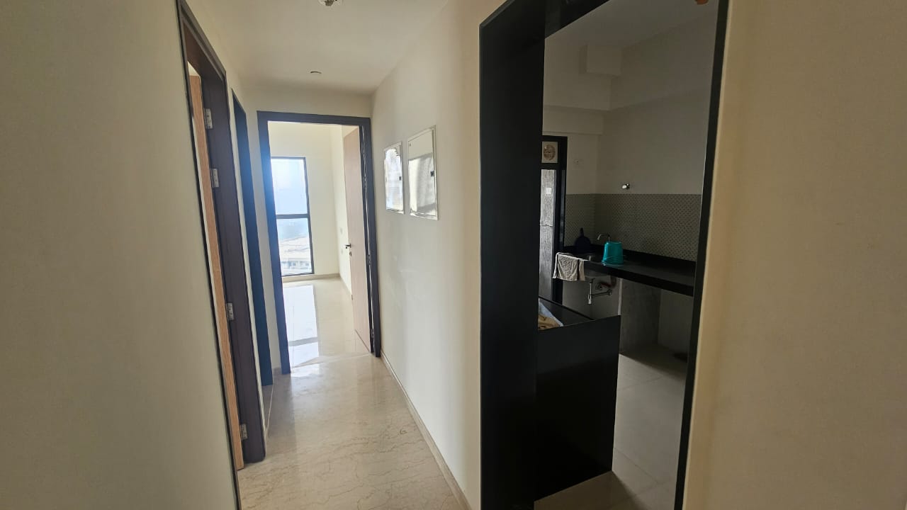 Lodha Vista review image
