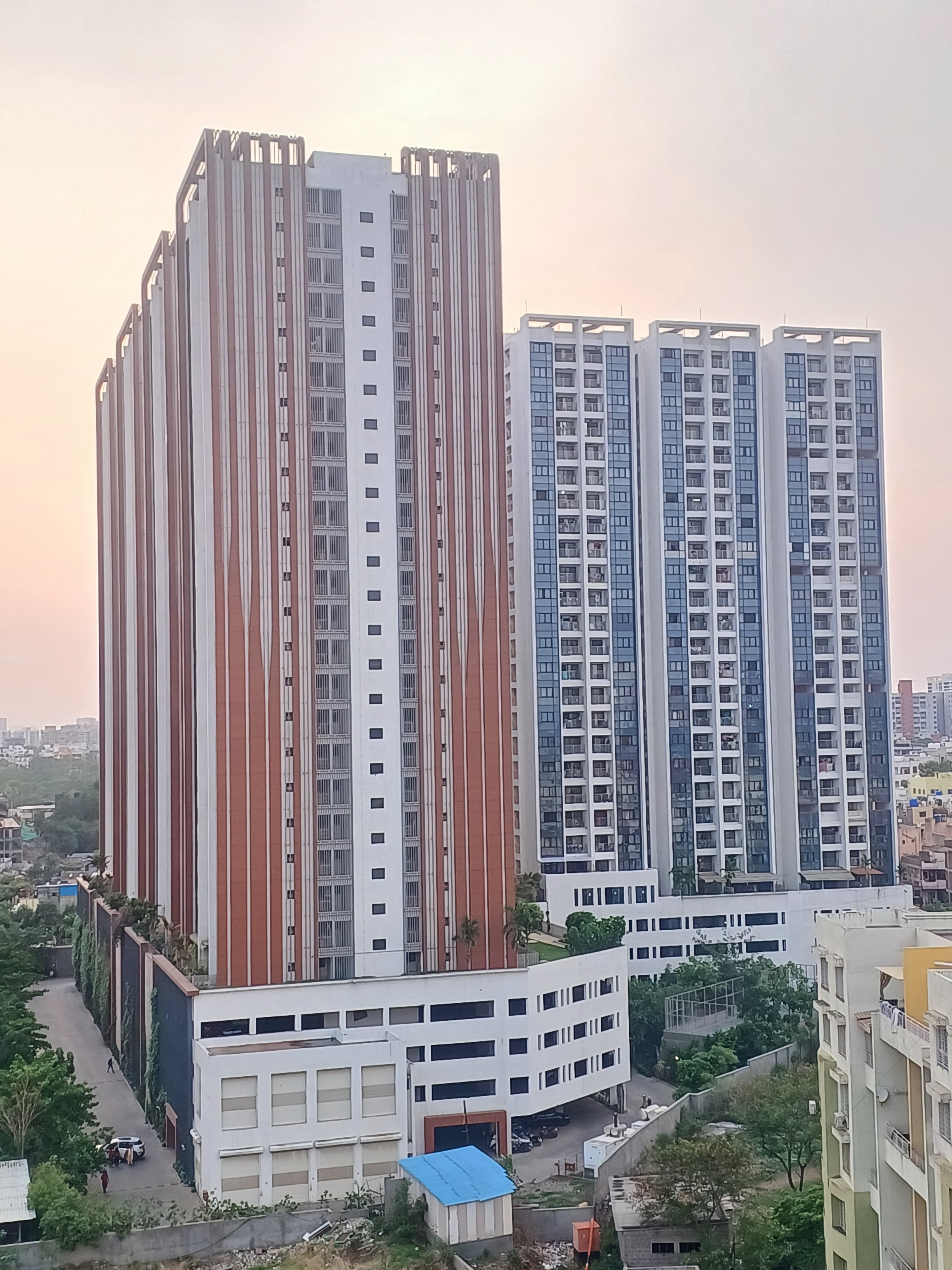 Duville Riverdale Heights review image