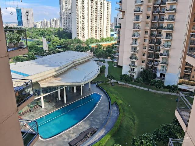 Ireo Uptown review image