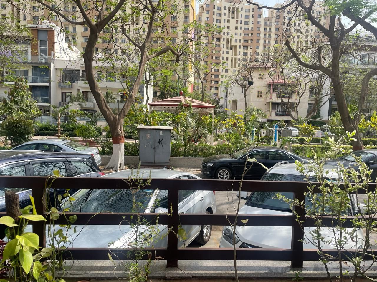 Unitech South City II review image