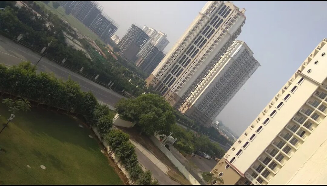 DLF New Town Heights II review image