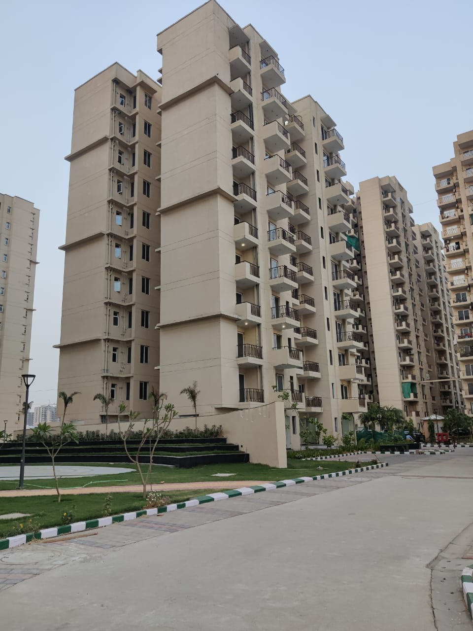 Signature Orchard Avenue 2 review image