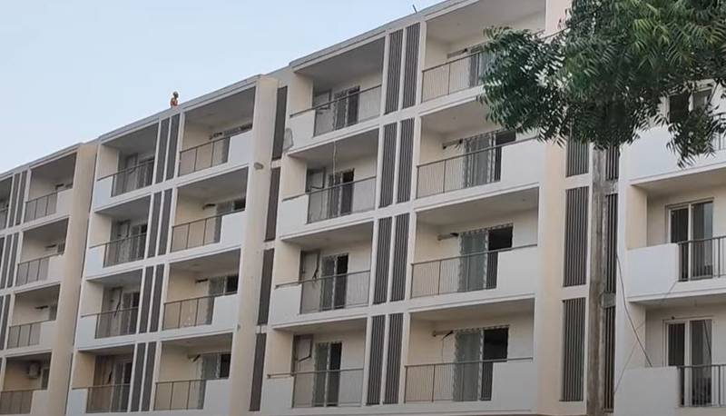 DLF Gardencity Enclave review image