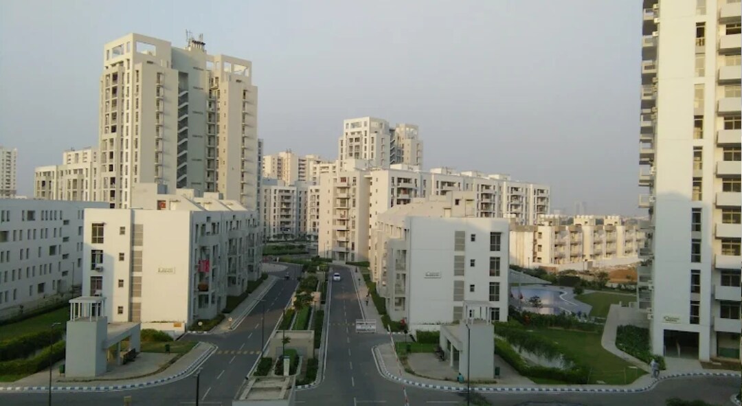 Vatika City Homes review image