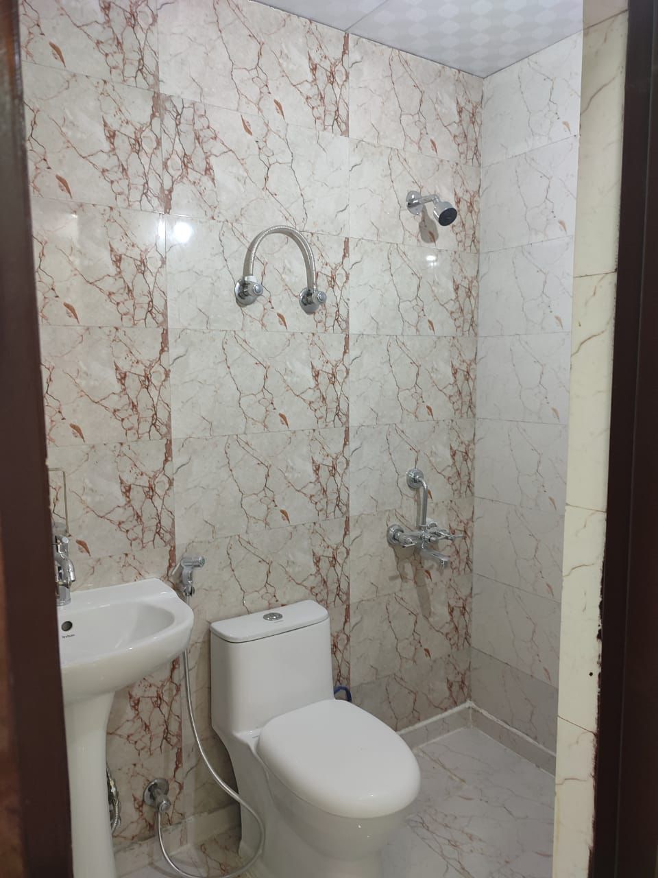 Nirala Estate review image
